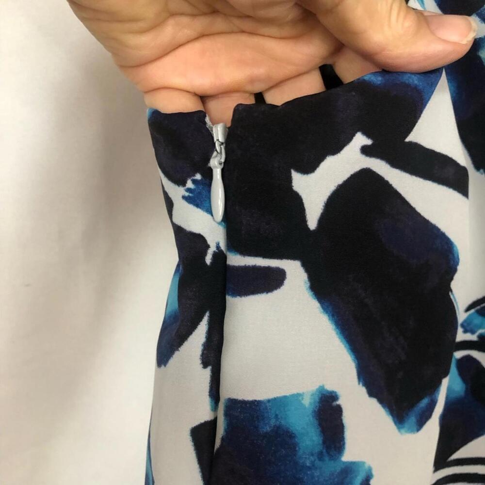 Simply Vera Dress Floral V Neck Pleated Front and Back Side Zip Tank Sleeveless - Picture 3 of 9